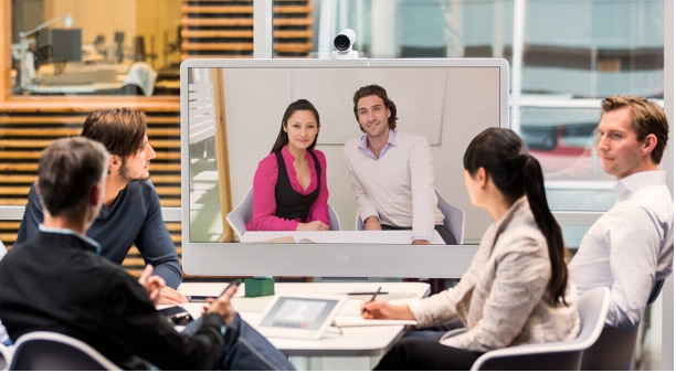 Figure 1. Cisco TelePresence MX300 G2 on Floor Stand